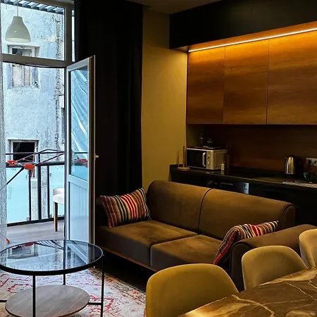Taksim Flat *